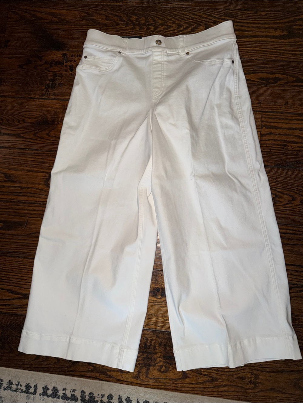 SPANX Women’s White Flat-Front Wide-Leg pants